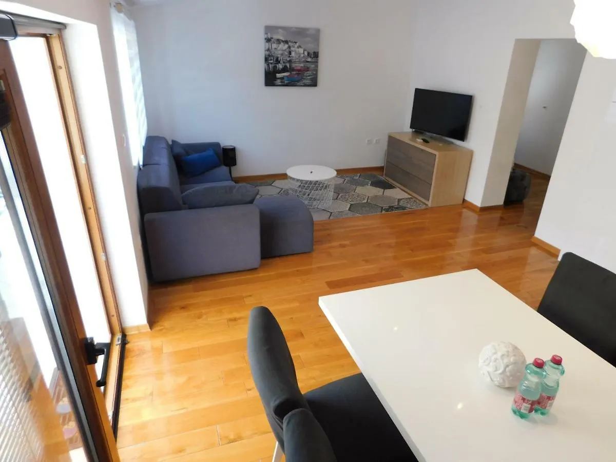 Apartment Novigrad Holiday